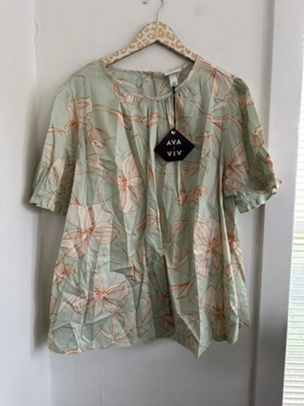 Ava & Viv Women's Plus Green Floral Blouse | Size 2X